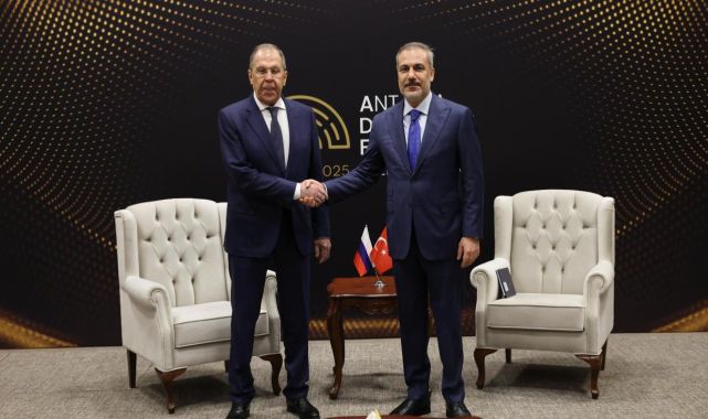 Bakan Fidan, Lavrov ile görüştü
