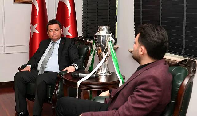 Bursaspor'un şampiyonluk kupası Osmangazi Belediyesi'nde