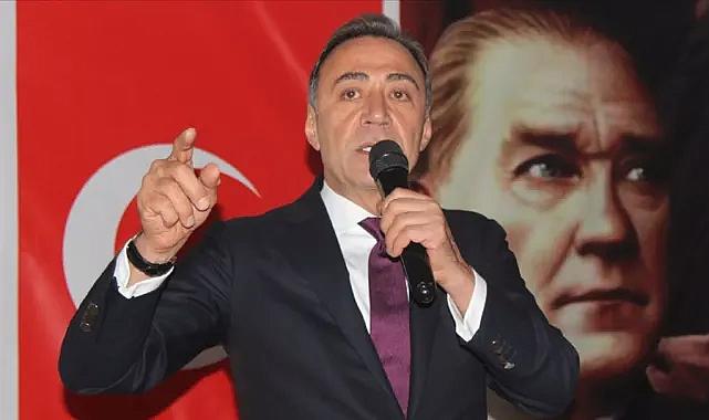 Eski milletvekili ve oyuncu Berhan Şimşek de CHP genel başkanlığı için adaylığını açıkladı