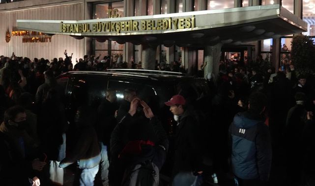 İBB'ye yönelik yolsuzluk soruşturmasında 52 şüpheli adliyeye sevk edildi