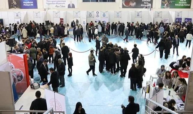 İnegöl'de 7. üniversite ve meslek tanıtım günleri başladı