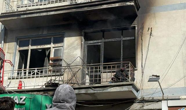 Konya'da 4 katlı binada yangın: 2 ölü