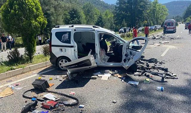 Muğla'da 4 araç birbirine girdi:1 ölü 4 yaralı
