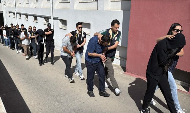Adana merkezli dolandırıcılık operasyonu: 55 kişi tutuklandı