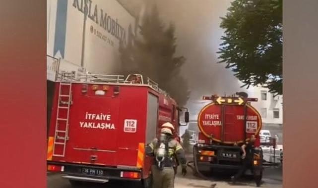 Bursa'da mobilya imalathanesindeki yangın korkuttu !
