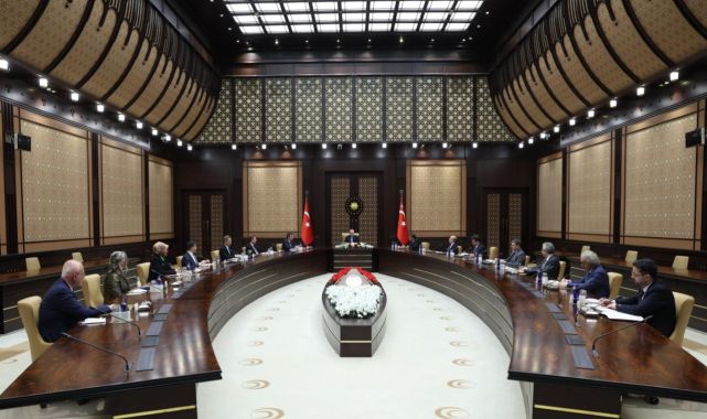 Cumhurbaşkanı Erdoğan, Cumhurbaşkanlığı Politika Kurulu başkanvekillerini kabul etti