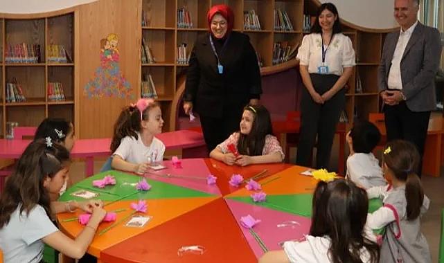 İnegöllü miniklerden annelerine sürpriz
