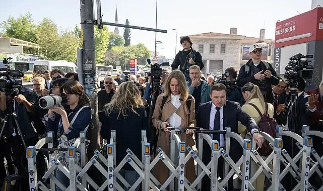İstanbul barış müzakerelerine yerli ve yabancı basın mensupları yoğun ilgi gösterdi