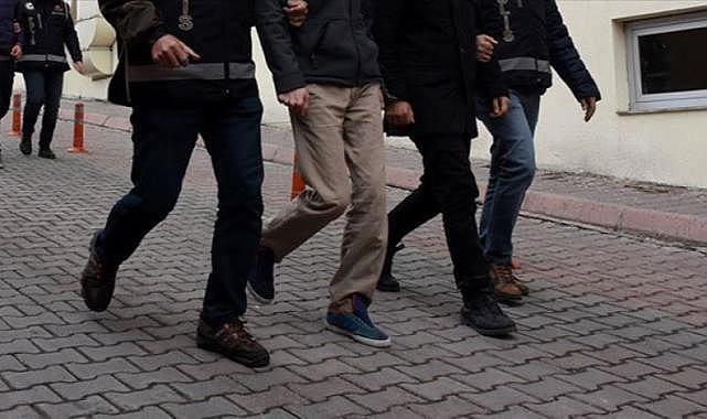 Kaçakçılık ve suç örgütü suçlarına karışan 22 şüpheli gözaltında