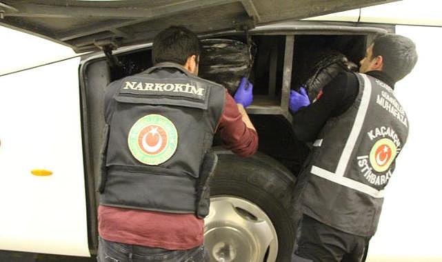 Kapıkule'de otobüste 233 kilo 988 gram uyuşturucu ele geçirildi