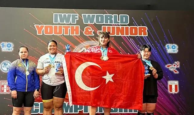 Milli halterci Fatmagül Çevik, dünya şampiyonu