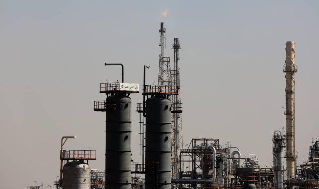 İsrail'in İran'a saldırılarında petrol tesisleri zarar görmedi