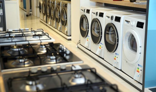 Markaların indirim kampanyasından evlilik yolundaki 7 bin genç yararlandı