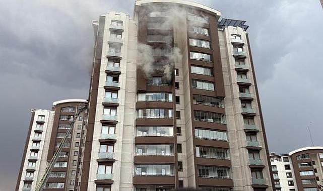 Ankara'da bina yangını