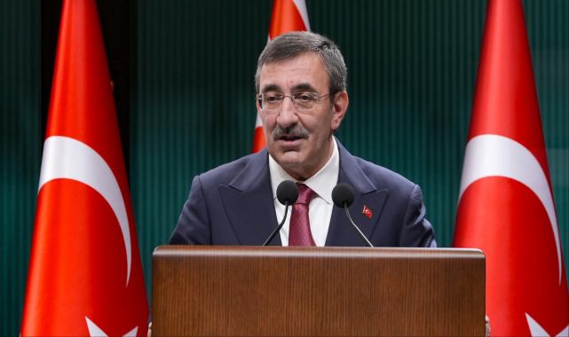 Cevdet Yılmaz: Toplumun her alanda donanımlı insana ihtiyacı var