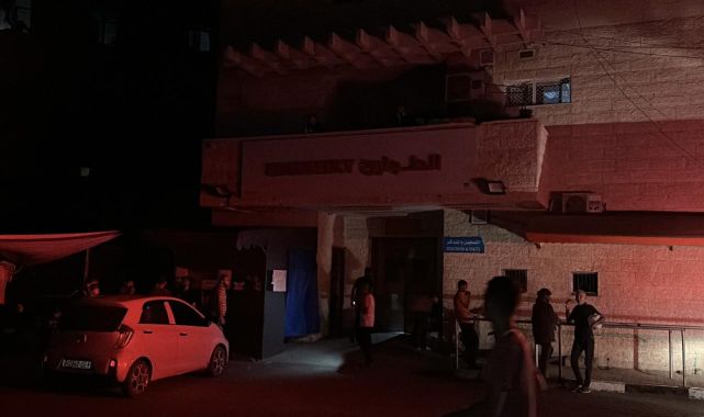 Gazze'deki Aksa Şehitleri Hastanesinde yakıt sıkıntısı hastaların hayatını tehdit ediyor