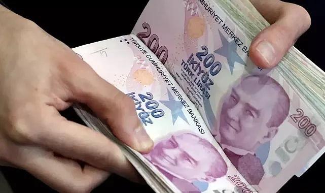 Hükümet, kamu işçileri için son zam teklifini yarın saat 11.00'de verecek