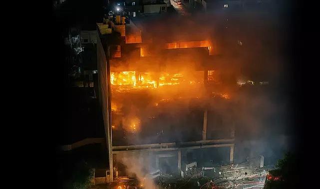 Irak'ta bir alışveriş merkezinde çıkan yangında hayatını kaybedenlerin sayısı 77 oldu