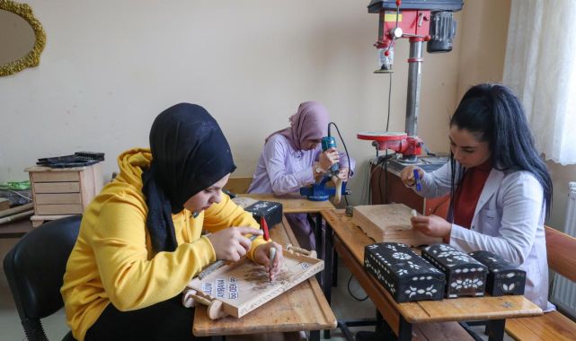 Aile Destek Merkezleri'nden bu yıl 60 bin kadın faydalandı