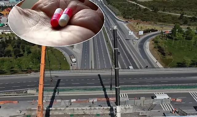 Araçta baygın bulunan 2 kişi hastanede hayatını kaybetti