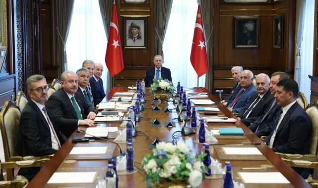 Burhanettin Duran: YİK toplantısında ailenin korunması için yapılan çalışmalar ele alındı