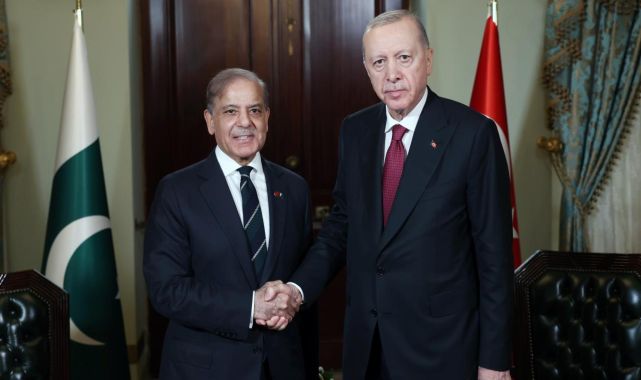 Cumhurbaşkanı Erdoğan, Pakistan Başbakanı Şerif ile telefonda görüştü
