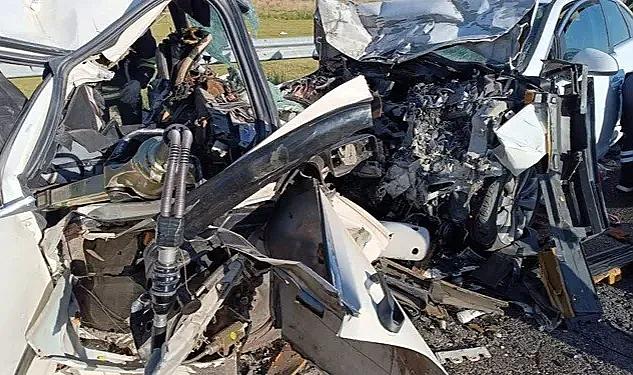 Erzurum'da feci kaza: 4 kişi hayatını kaybetti