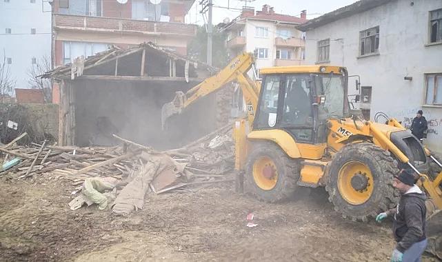 Yenişehir'de metruk binalara vize yok