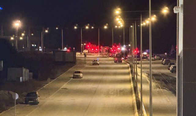 Arnavutköy'de özel endüstri bölgesinde yangın