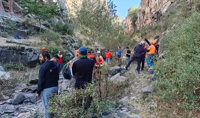 Dağcıların tırmanışı feci ölüm ile son buldu
