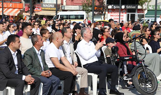İnegöl Tribününden Millilere Tam Destek