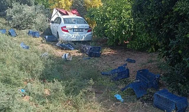 Mersin'de otomobil bahçeye daldı: Hasat yapan işçilerden 1'i öldü