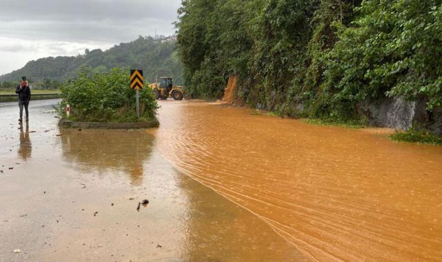 Rize'de yağışlar dere yataklarında su yükselmesine yol açabilir