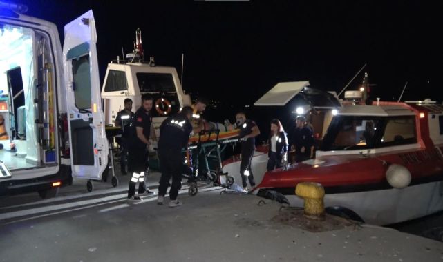 Tekne kazasında yaralanan kişi deniz ambulansı ile kurtarıldı