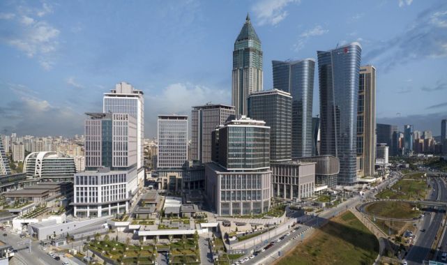 İstanbul Finans Merkezine 4 ödül birden