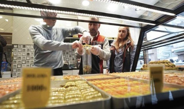 İstanbul'daki gıda denetimlerinde 440 milyon lira para cezası kesildi