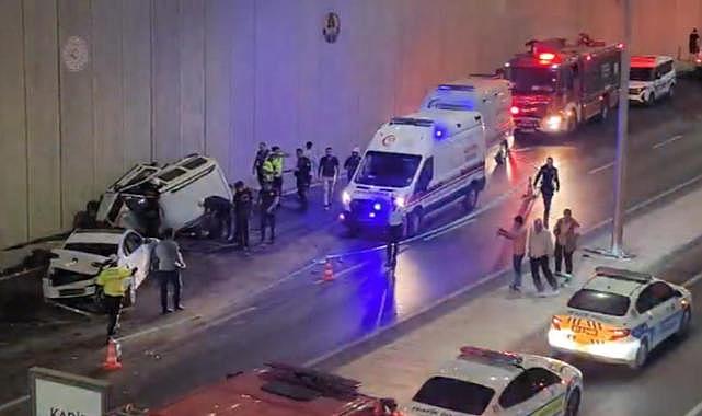 Şanlıurfa'da 3 araç birbirine girdi: 1 ölü, 4 yaralı