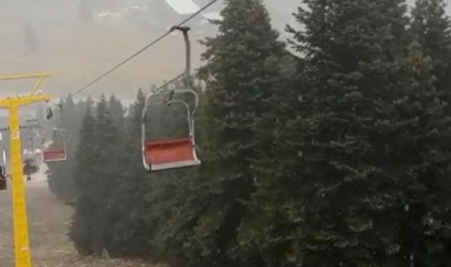 Uludağ'da mevsimin ilk karı yağdı