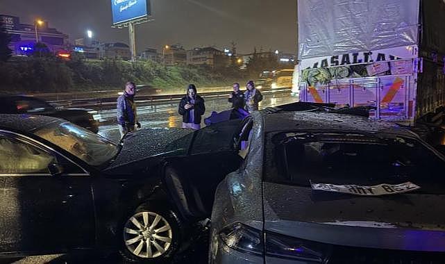 Ataşehir'de zincirleme trafik kazası: 6 yaralı