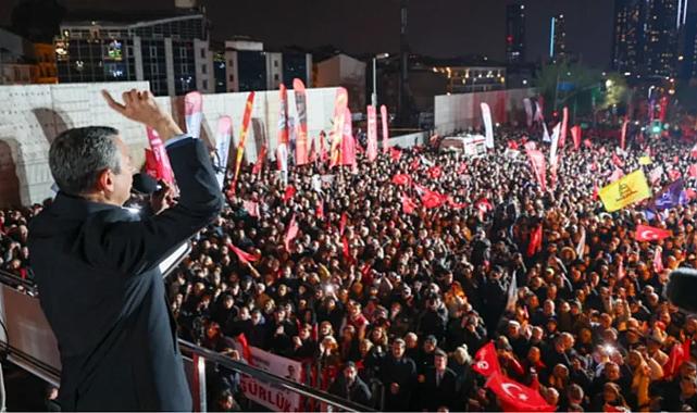 CHP Ümraniye’de Miting Düzenledi