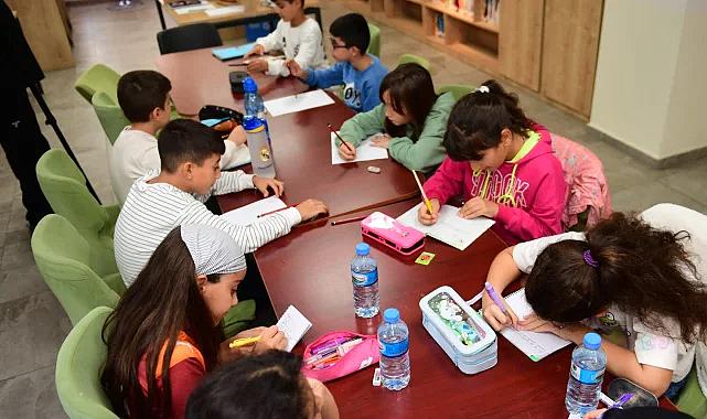 Osmangazi'de çocuklar hayallerini kağıda döküyor