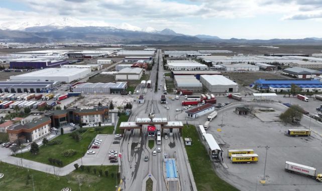 Serbest Bölgelerde 10 Ayda 23,7 Milyar Dolarlık Ticaret Yapıldı