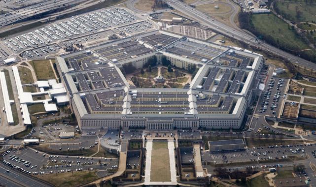 WSJ: Pentagon'dan bir heyet, barış görüşmelerinin yeniden başlatılması için Ukrayna'ya gönderildi