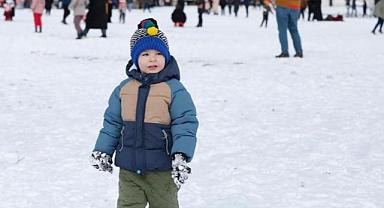 Kar etkisini artırdı, yılın son gününde o şehirlerde okullar tatil