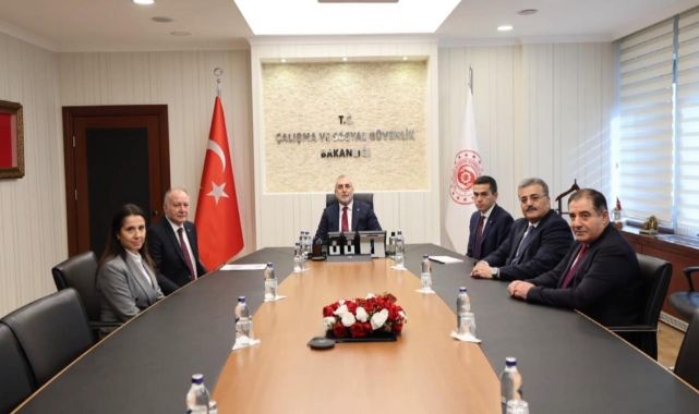 Asgari ücrette ilk toplantı başladı