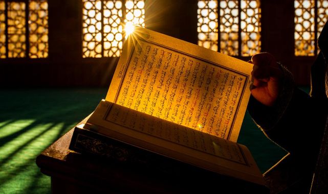 Forsa Anketi: Alman Gençleri İslam'a Kiliseden Daha Çok Güveniyor