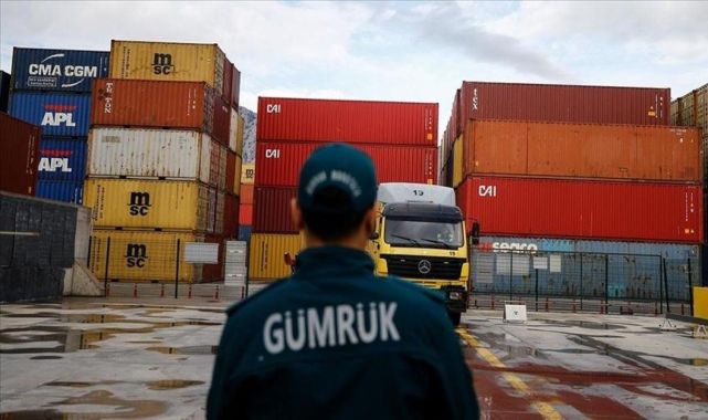 Gümrük işlemlerinde ceza tutarı ile fazla çalışma ücretleri artırıldı
