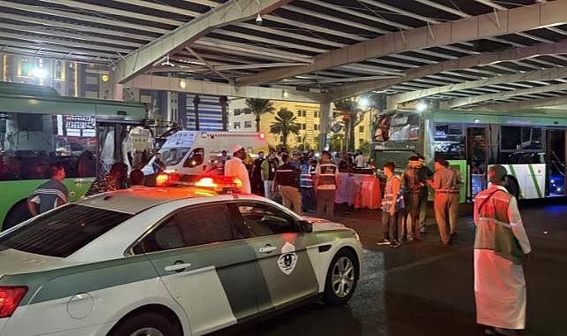 Mekke'de Türk kafilesine otobüs çarptı: 1 ölü, 2 yaralı