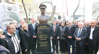 Osmangazi'de Cumhuriyetin Bekçilerine Vefa: Şehit Asteğmen Kubilay Anıtı Açıldı