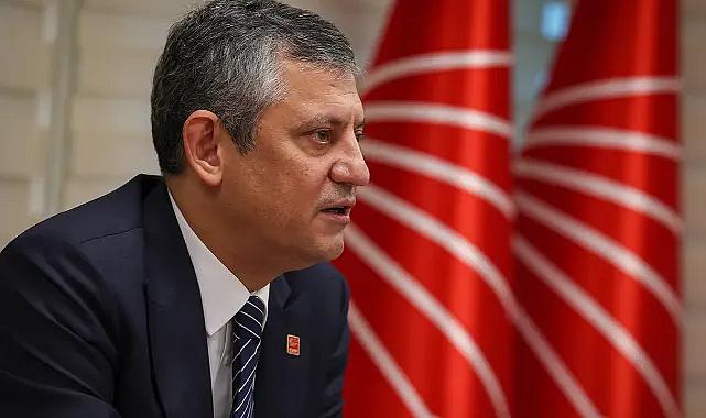 Özgür Özel’den Siyasi Liderlere Yeni Yıl Telefonu: AK Parti Listede Yer Almadı